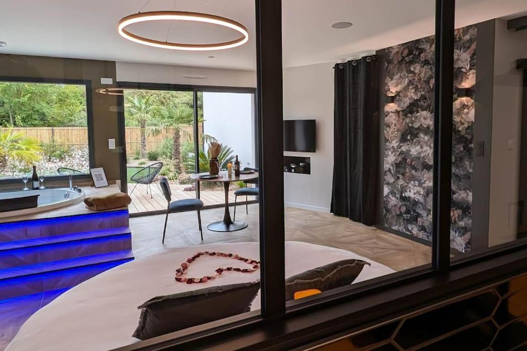 Les Suites Du Payre - Suite Passion Talmont-Saint-Hilaire Extérieur photo