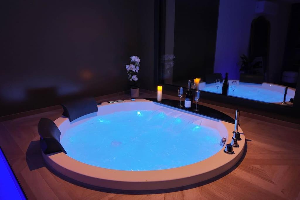 Les Suites Du Payre - Suite Passion Talmont-Saint-Hilaire Extérieur photo